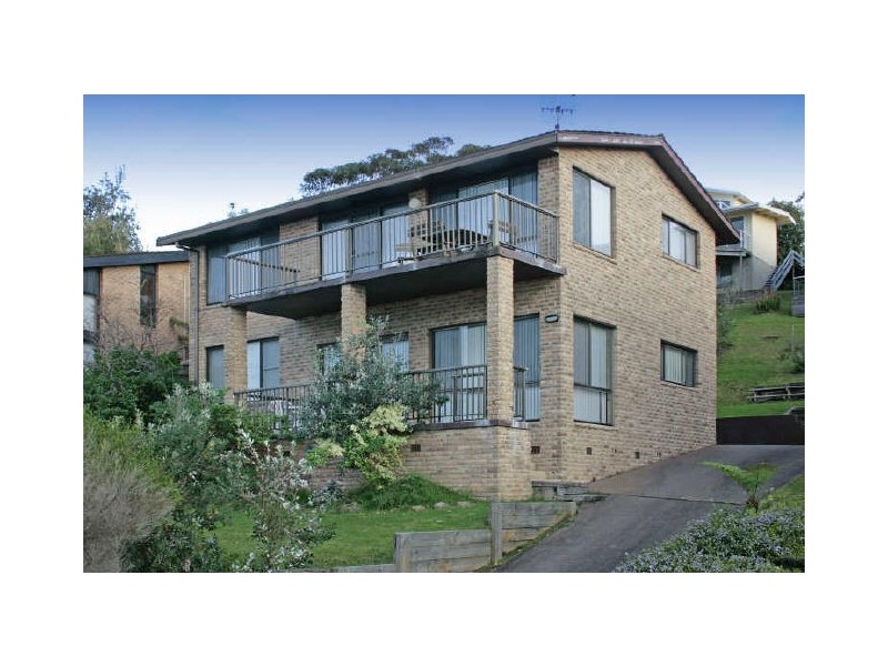 16 Beach Road, Mollymook NSW 2539