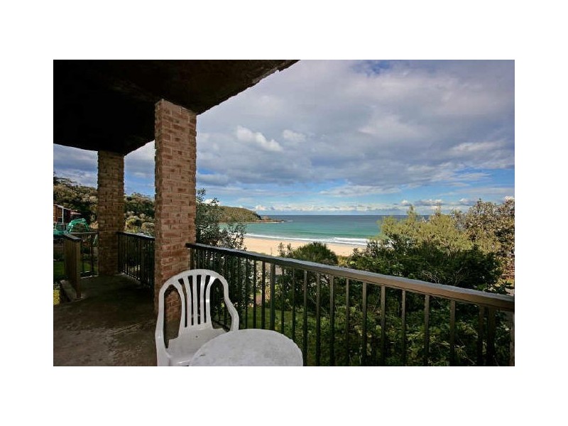 16 Beach Road, Mollymook NSW 2539