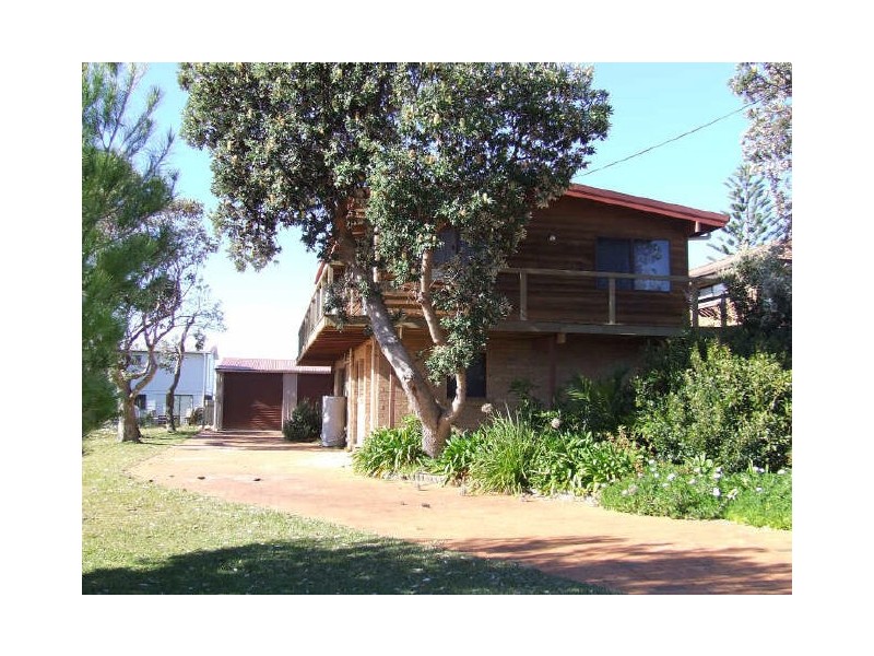 12 The Lookout, Manyana NSW 2539