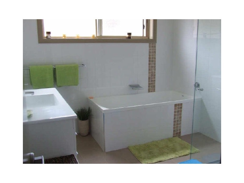 20 Abbey Road, Ulladulla NSW 2539