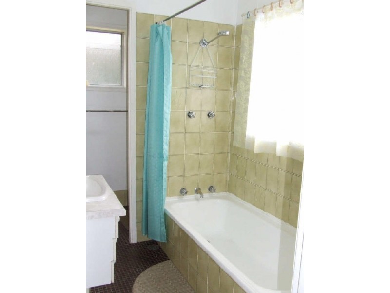 19 Donlan Road, Mollymook NSW 2539