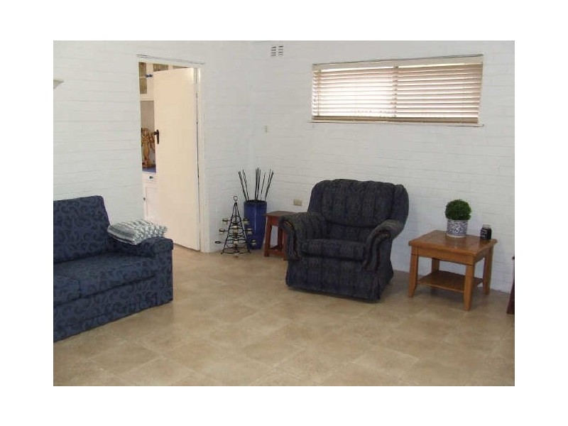 84 Carroll Avenue, Mollymook NSW 2539