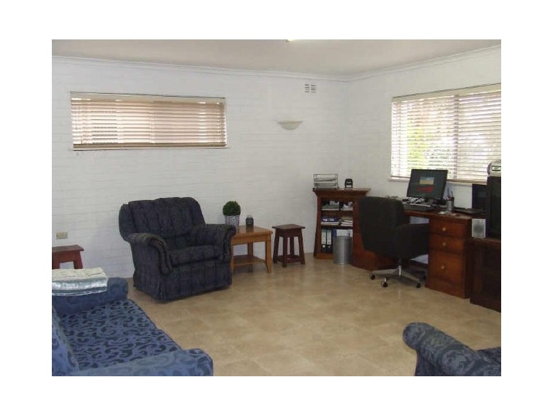 84 Carroll Avenue, Mollymook NSW 2539