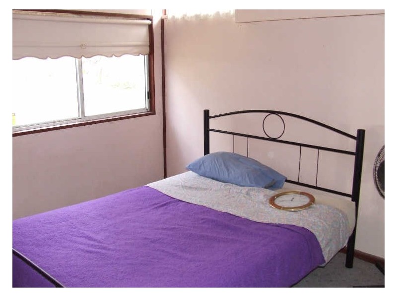 7 Wyoming Avenue, Burrill Lake NSW 2539