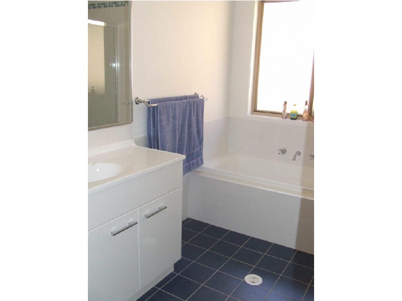 10 Scribbly Gum Crescent, Ulladulla NSW 2539