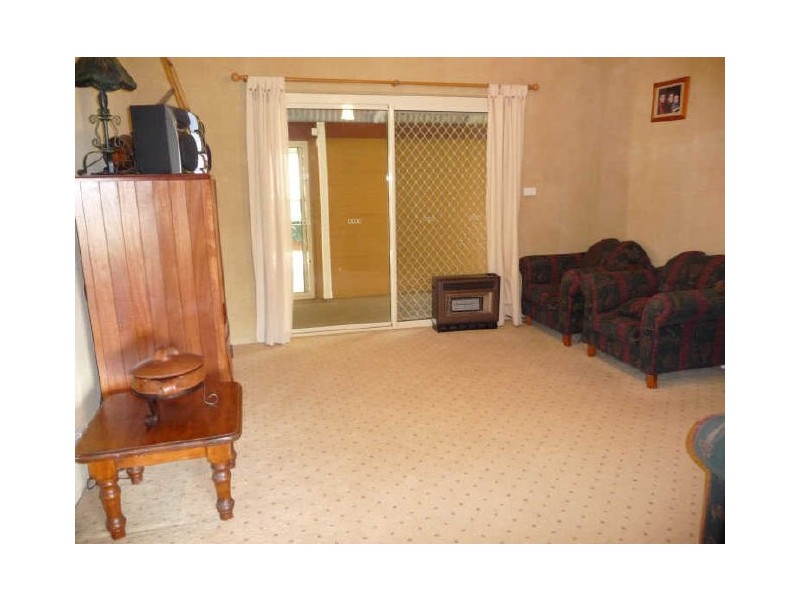 4 Cornfield Parade, Fishermans Paradise, Milton NSW 2538