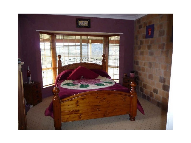 4 Cornfield Parade, Fishermans Paradise, Milton NSW 2538
