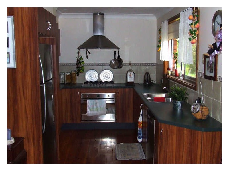 6 Aquarius Avenue, Narrawallee NSW 2539