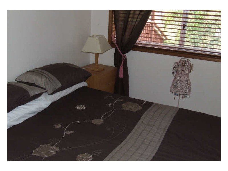 6 Aquarius Avenue, Narrawallee NSW 2539