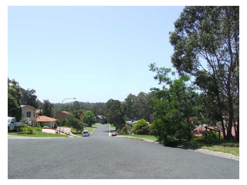 30 Scorpio Grove, Narrawallee NSW 2539