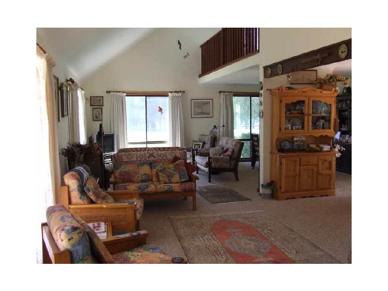 6 Ireland Street, Burrill Lake NSW 2539