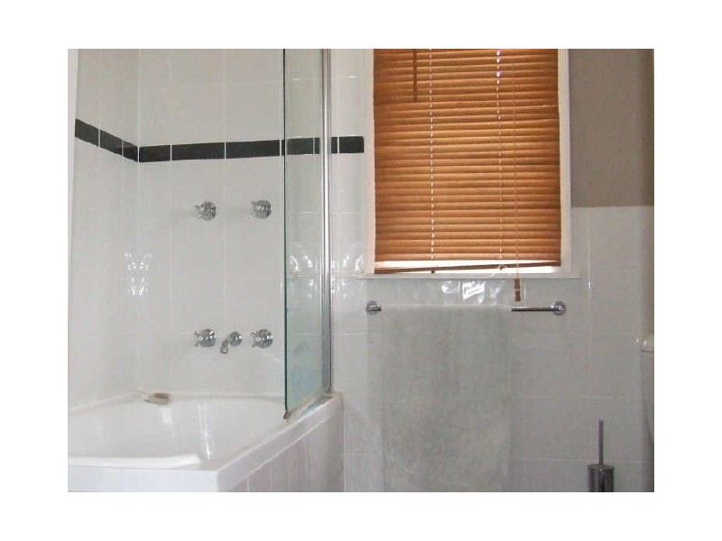 25 McDonald Parade, Burrill Lake NSW 2539