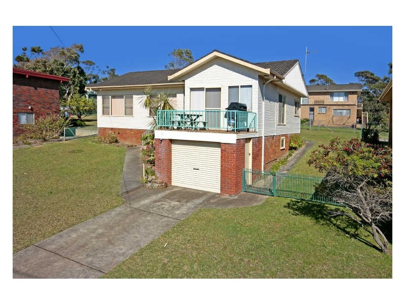 71 Mitchell Parade, Mollymook NSW 2539
