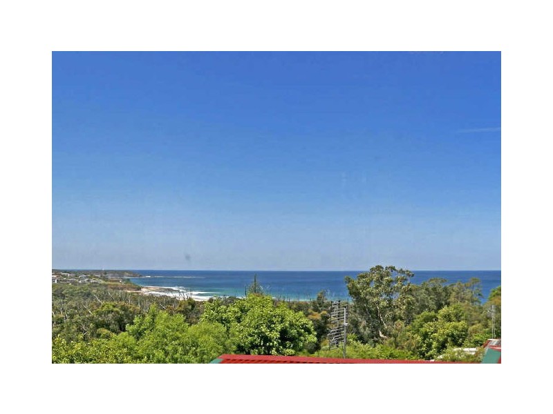 16 Canberra Crescent, Burrill Lake NSW 2539