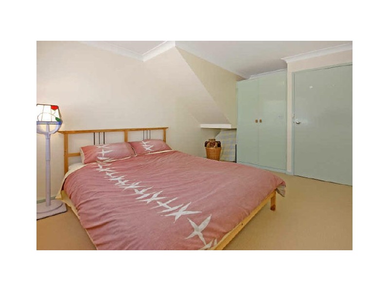 16 Canberra Crescent, Burrill Lake NSW 2539