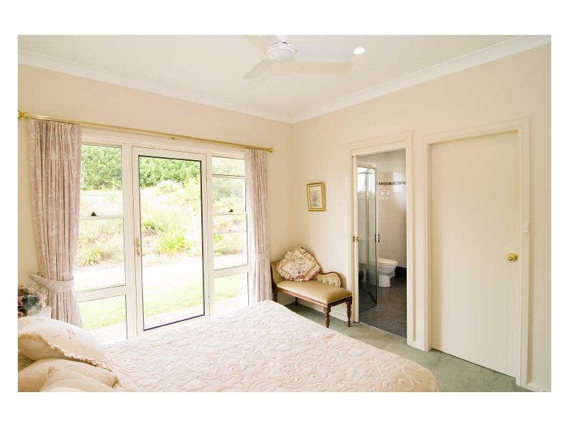 16 Hobbs Lane, Milton NSW 2538