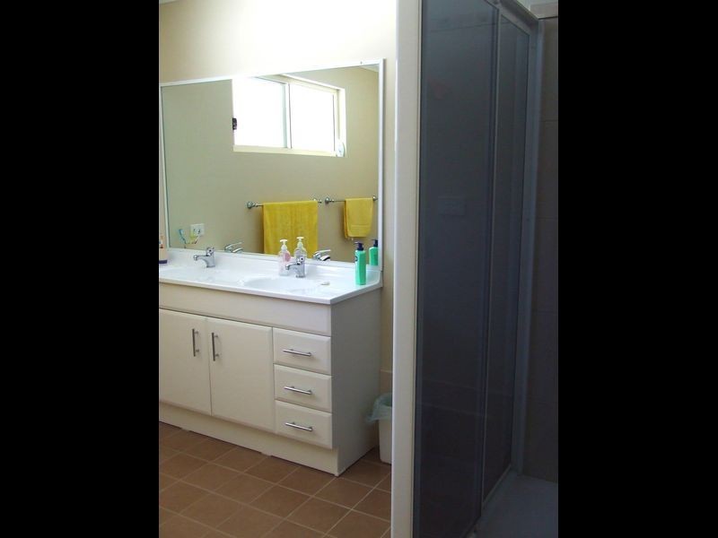 4 Buckland Street, Mollymook NSW 2539