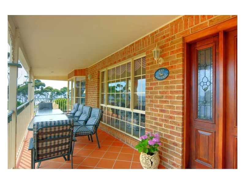 12 Shipton Crescent, Mollymook NSW 2539