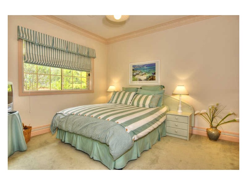 12 Shipton Crescent, Mollymook NSW 2539