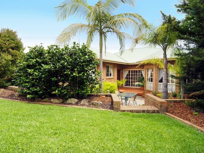 12 Shipton Crescent, Mollymook NSW 2539