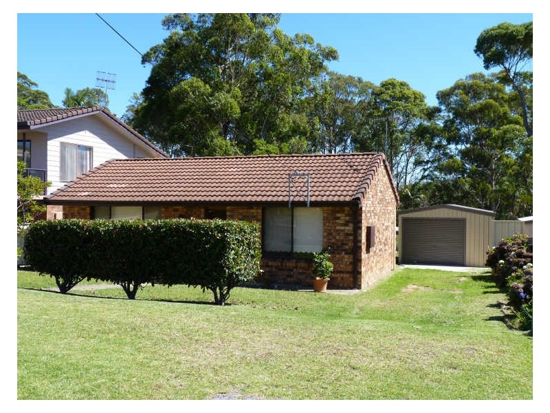 65 Wallaroy Drive, Burrill Lake NSW 2539