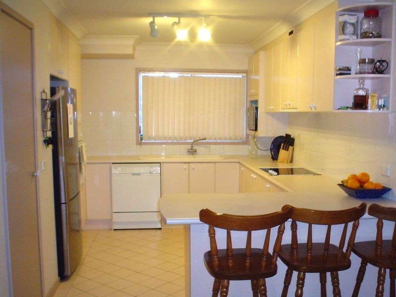 6/13-15 Augusta Place, Mollymook NSW 2539