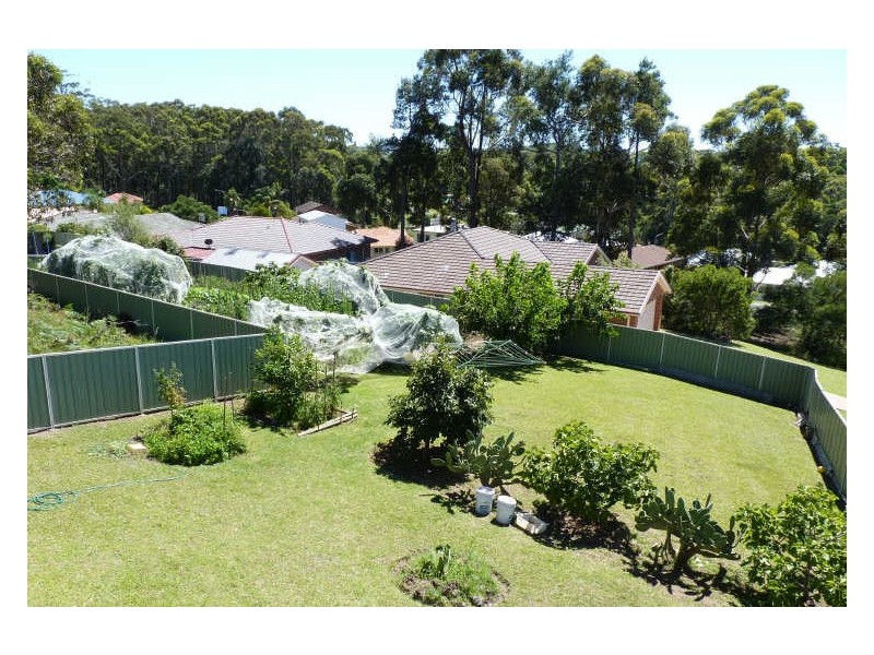 6 Seawinds Parade, Narrawallee NSW 2539