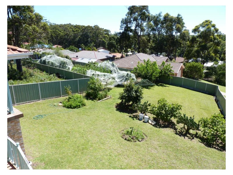 6 Seawinds Parade, Narrawallee NSW 2539