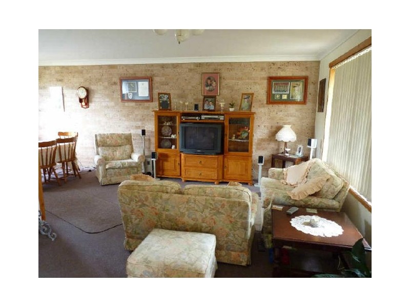 2 Carnelian Close, Ulladulla NSW 2539