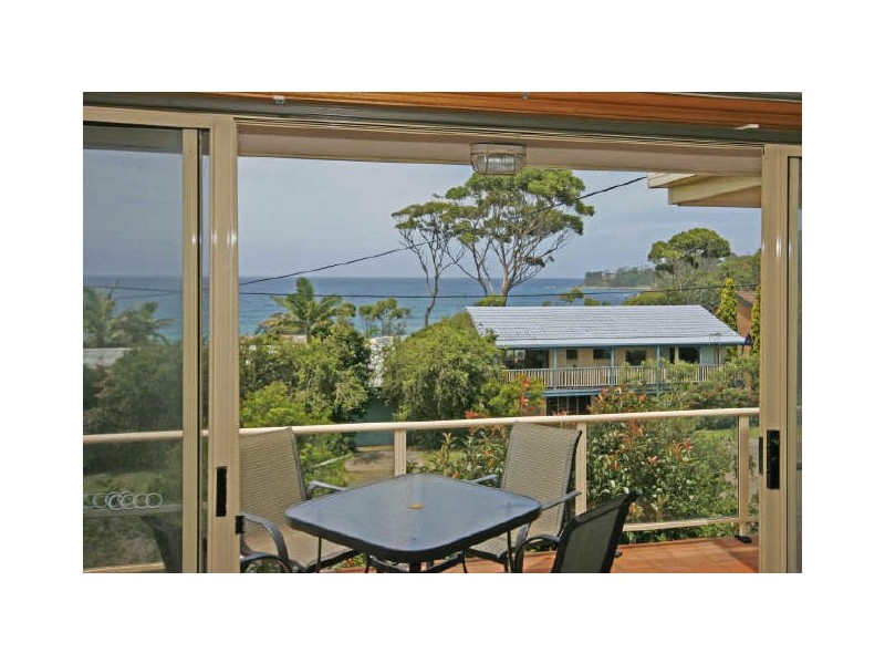 11 Booth Avenue, Narrawallee NSW 2539