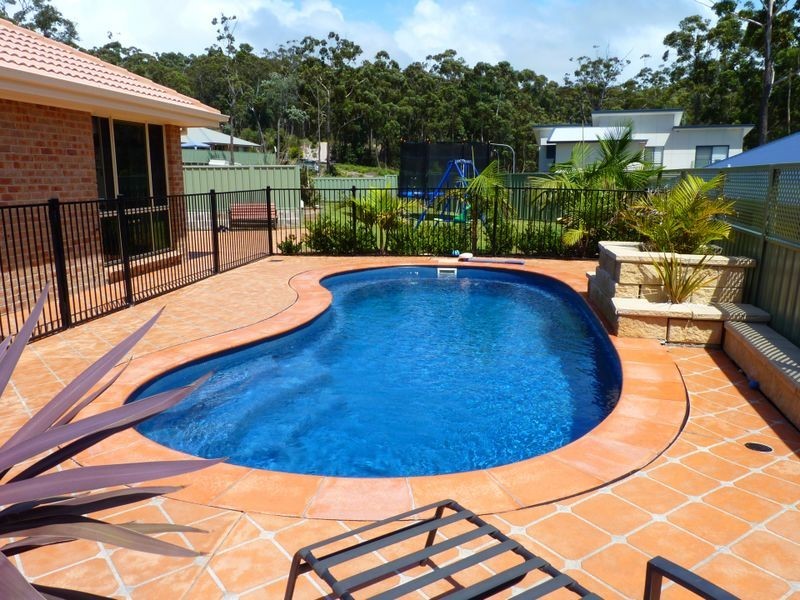 61 Golden Wattle Drive, Ulladulla NSW 2539