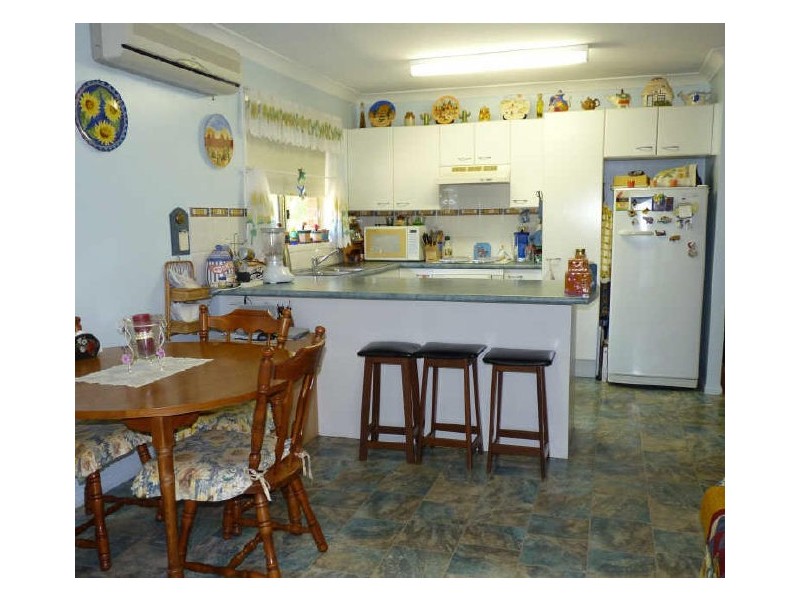 2/1 Combe Drive, Mollymook NSW 2539