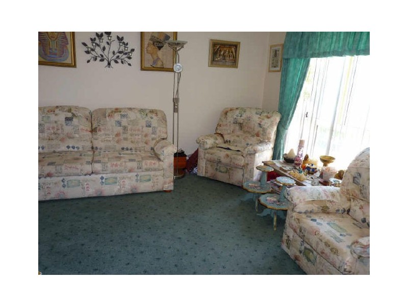 2/1 Combe Drive, Mollymook NSW 2539