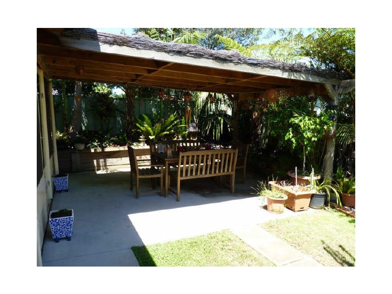 2/1 Combe Drive, Mollymook NSW 2539