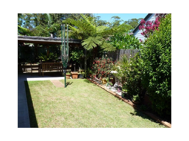 2/1 Combe Drive, Mollymook NSW 2539