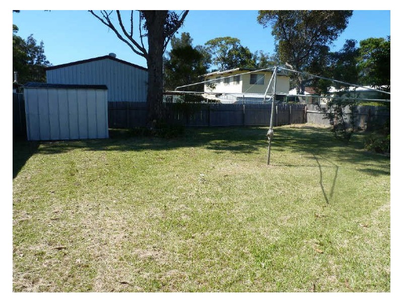 18 Thistleton Drive, Burrill Lake NSW 2539