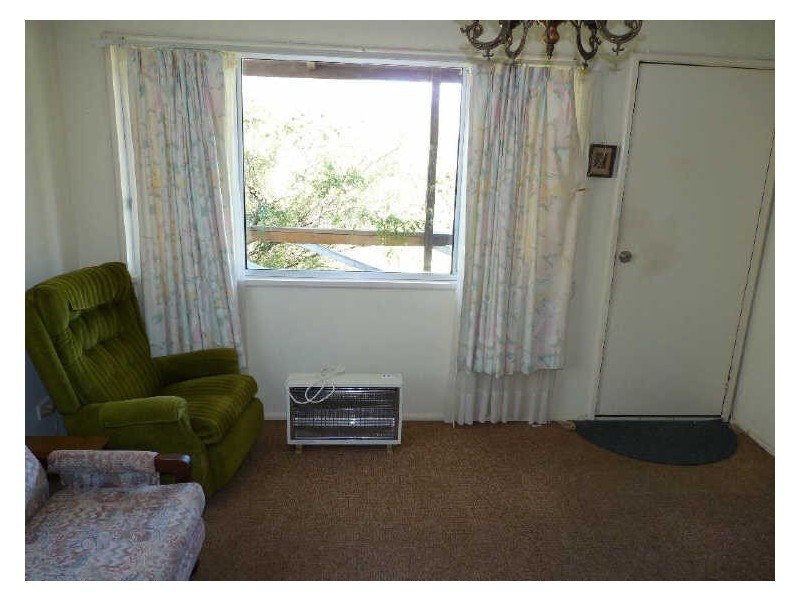 18 Thistleton Drive, Burrill Lake NSW 2539