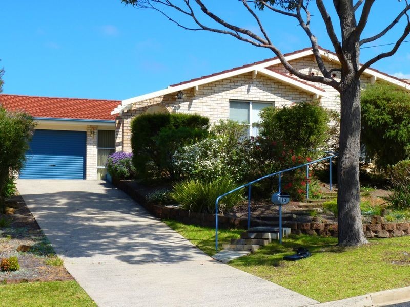 13 Stanton Drive, Ulladulla NSW 2539