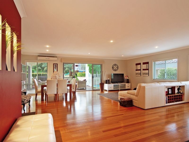 10 Yarrawonga Drive, Mollymook NSW 2539