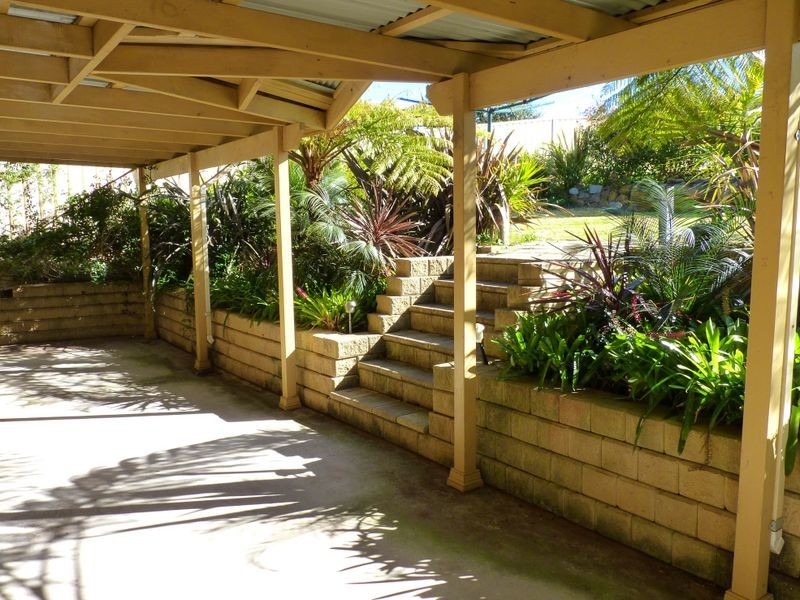 14 Leigh Crescent, Ulladulla NSW 2539