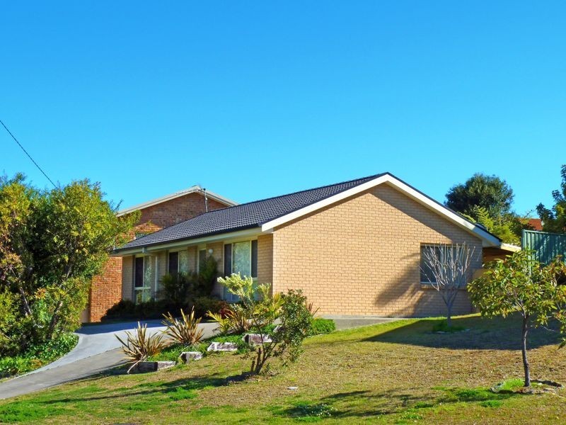 14 Leigh Crescent, Ulladulla NSW 2539