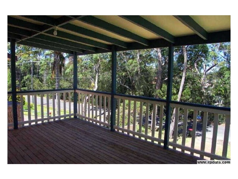 39 River Road, Lake Tabourie NSW 2539