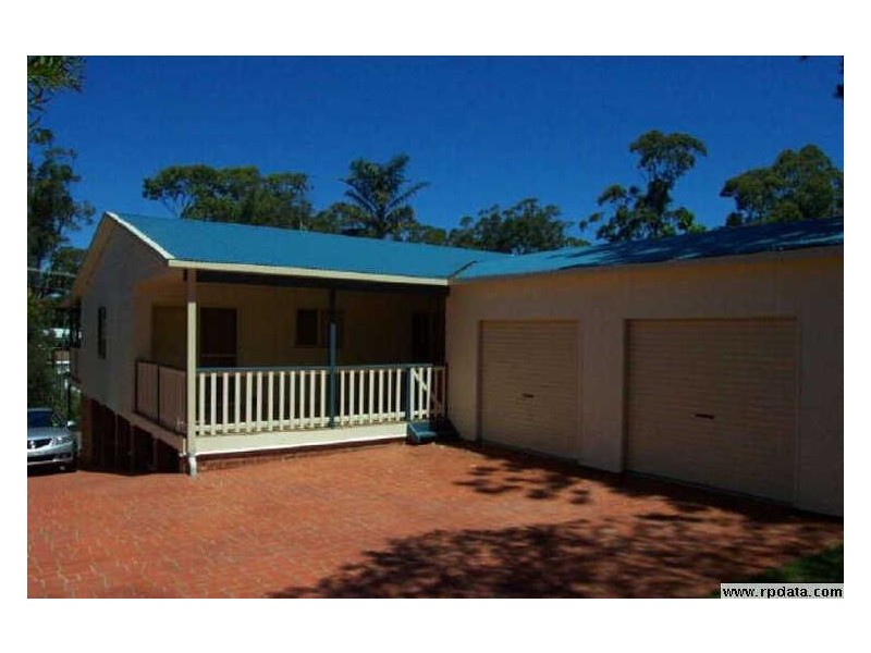 39 River Road, Lake Tabourie NSW 2539