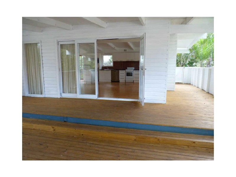 1A Carroll Avenue, Mollymook NSW 2539