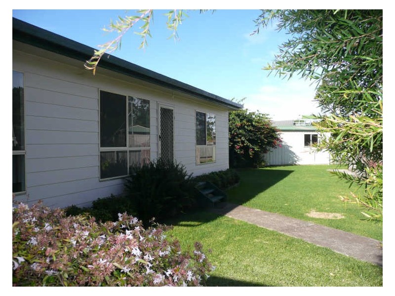 15 Lakewood Grove, Burrill Lake NSW 2539