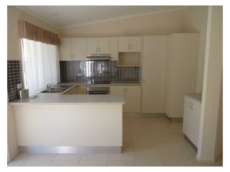 300 Kings Point Drive, Ulladulla NSW 2539