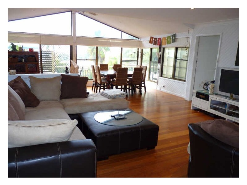 30 Boag Street, Mollymook NSW 2539