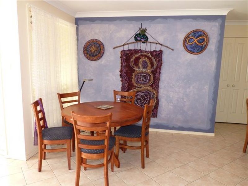 18 Cornfield Parade, Fishermans Paradise NSW 2539