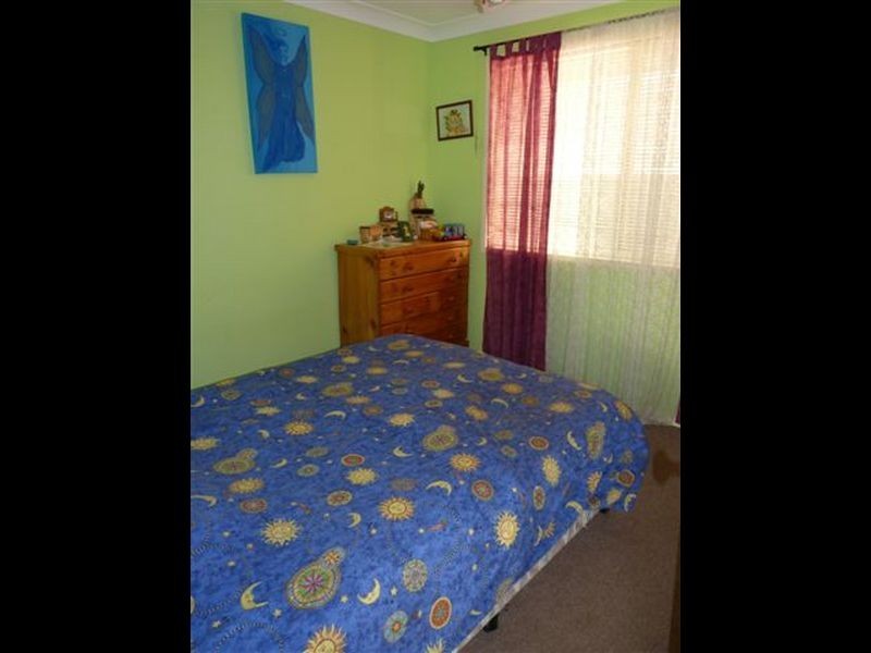 18 Cornfield Parade, Fishermans Paradise NSW 2539