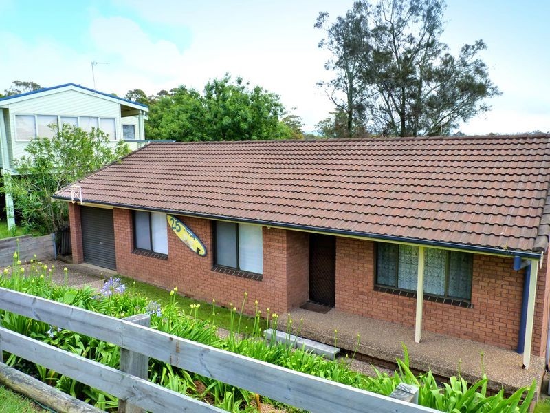 25 Boag Street, Mollymook NSW 2539